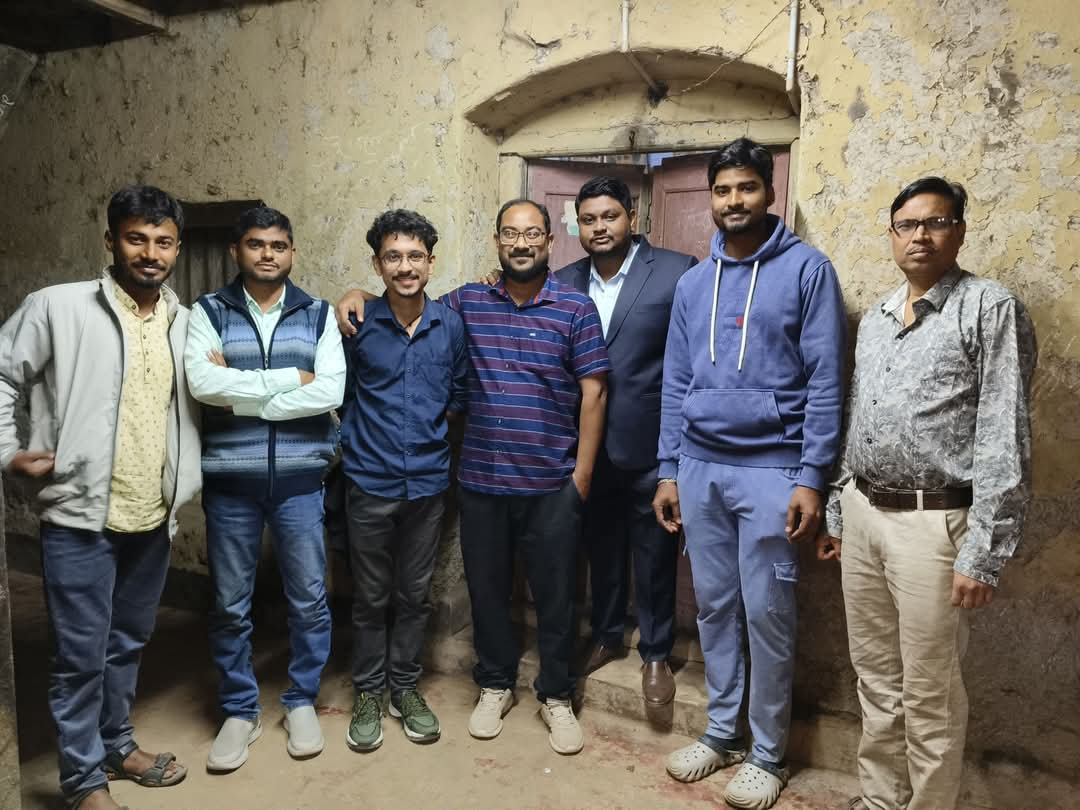 Manoj with his parents